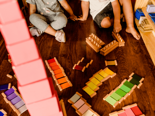 materiel-montessori-4la maison des enfants école bilingue montessori